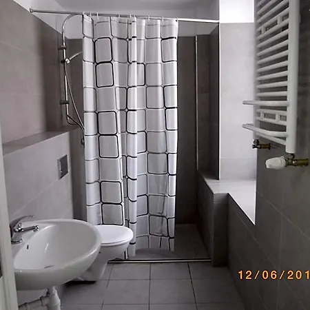 Anilux Hostal *